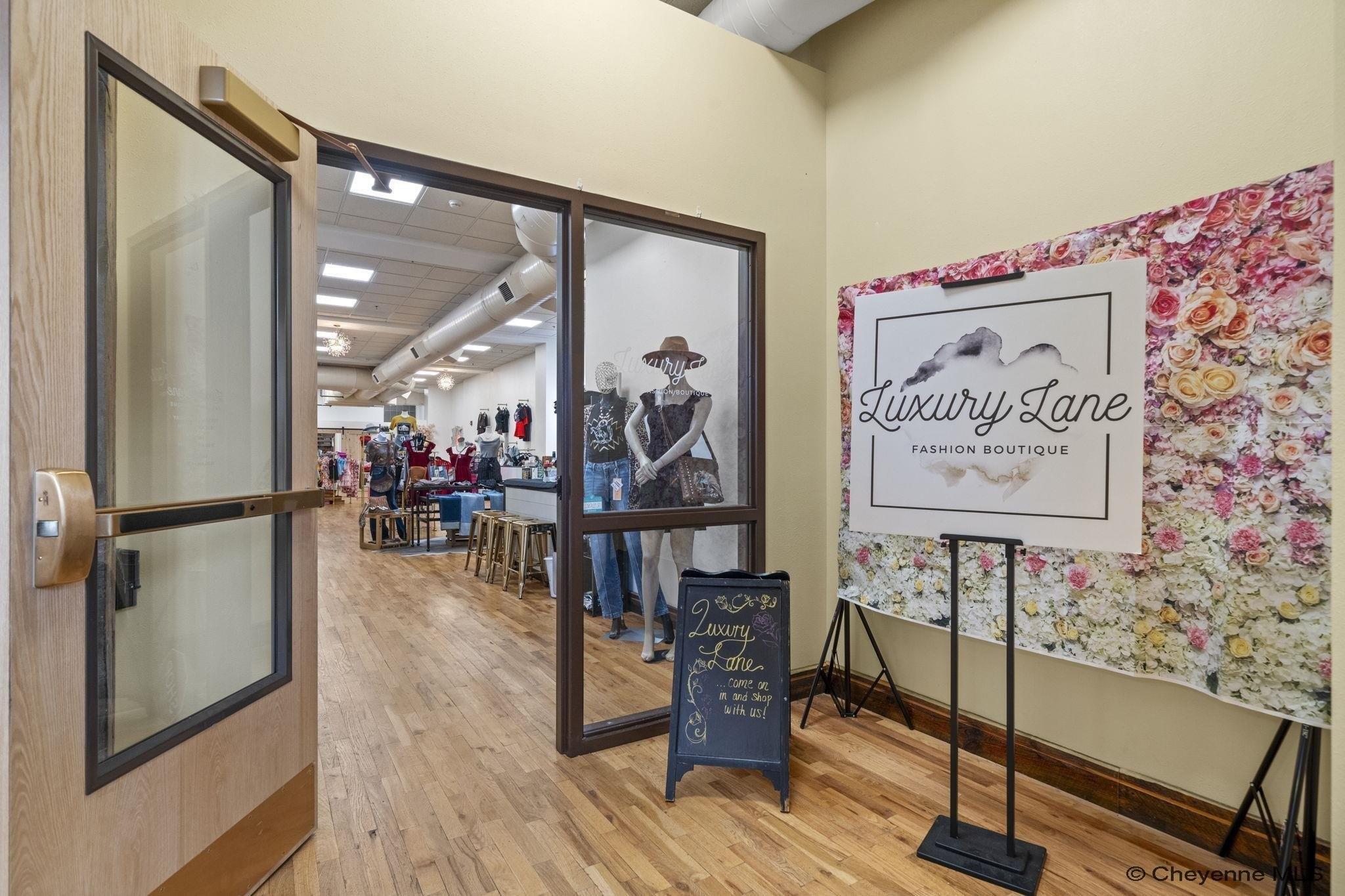 Property Image for 216 W Lincolnway 3