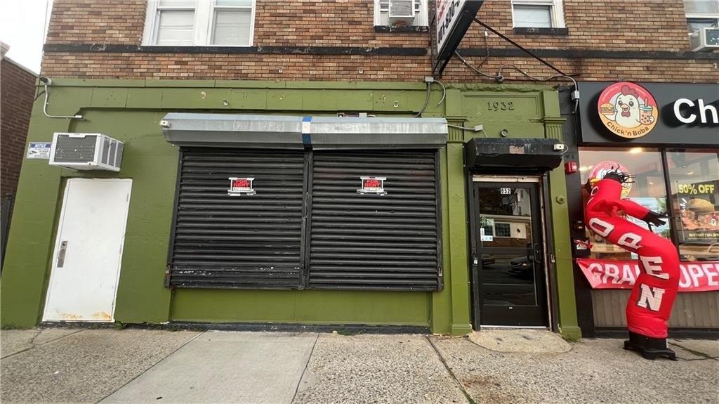 Property Image for 852 Newport Avenue