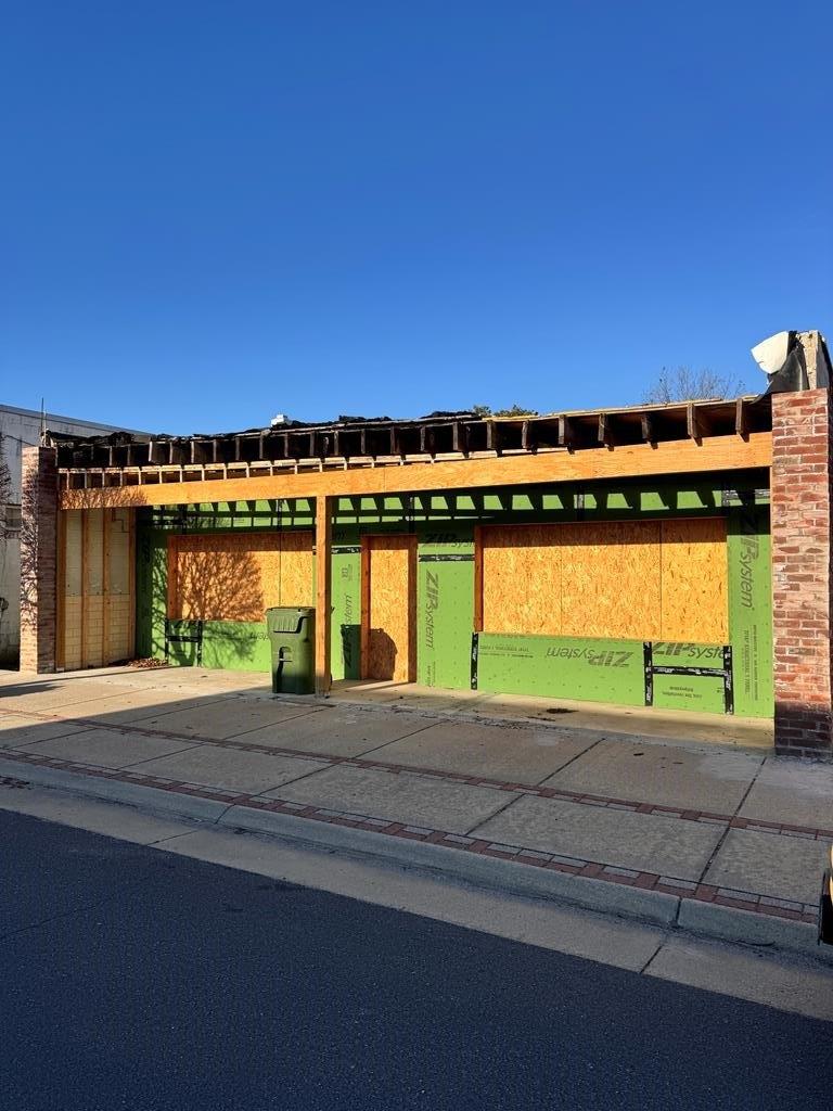 Property Image for 10129 Bank Ave