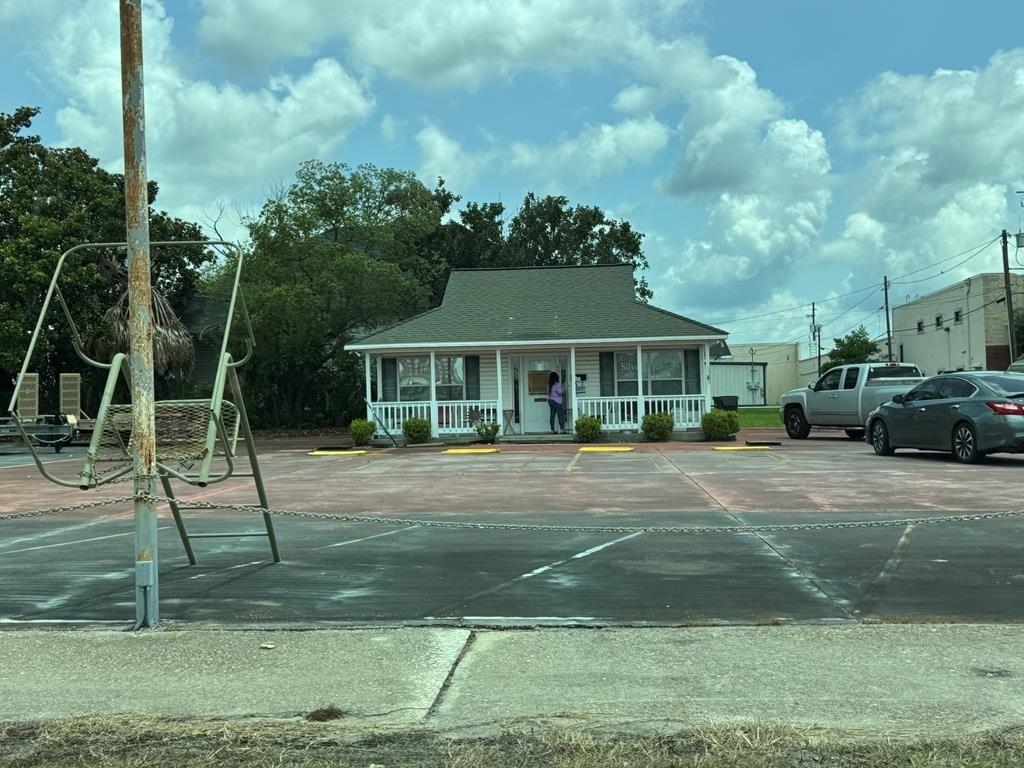 Property Image for 530 Carswell Ave, Waycross, GA 31501