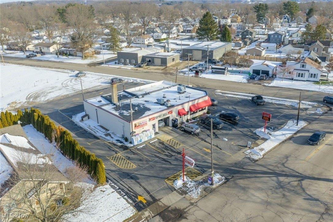 Property Image for 707 N Crater Avenue