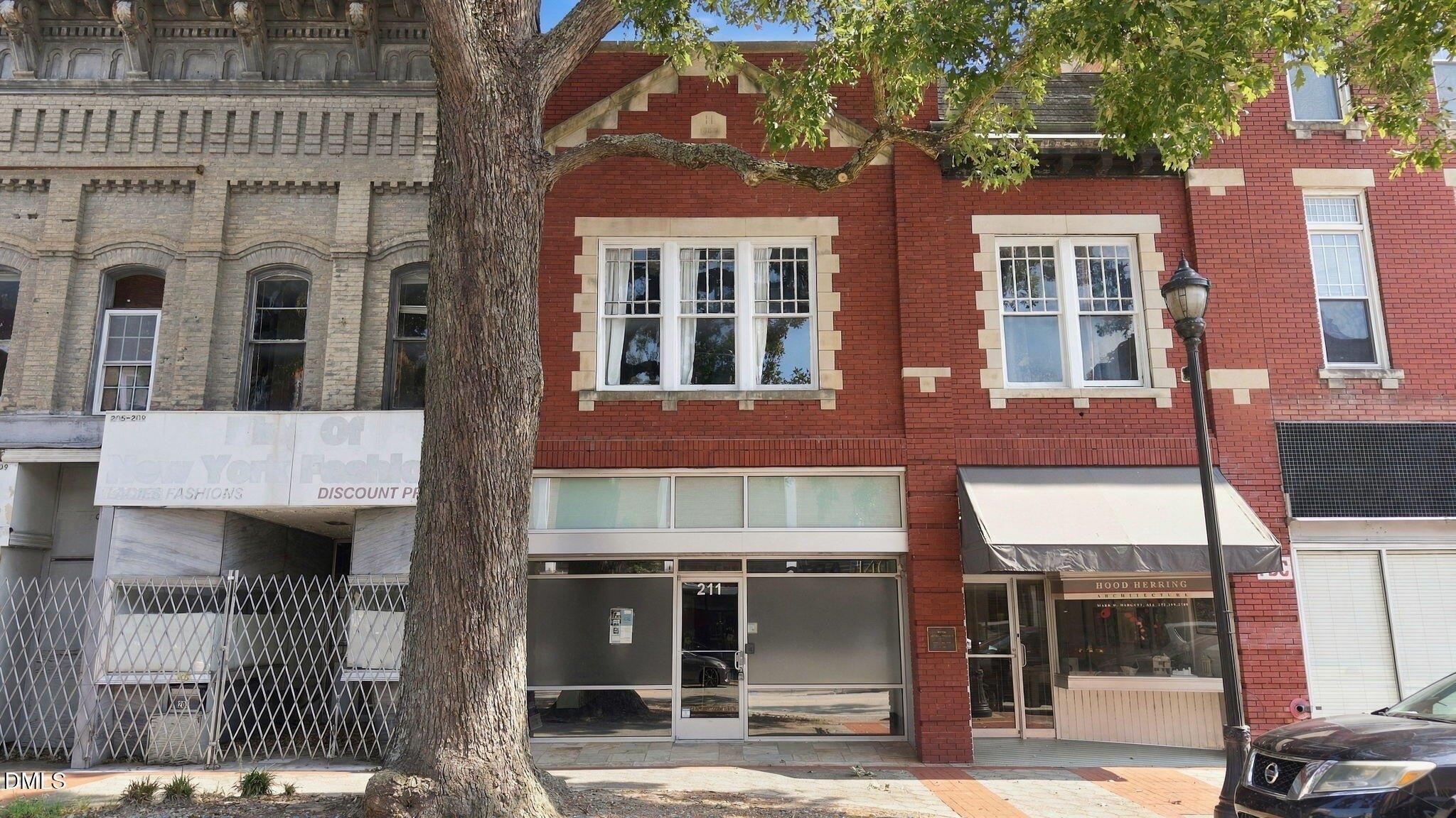 Property Image for 211 Nash Street E