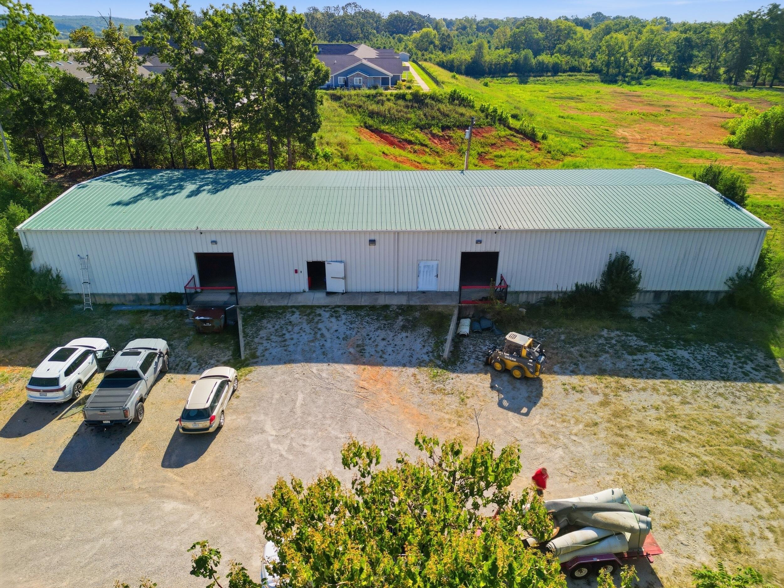 Property Image for 1402 S Valley Road