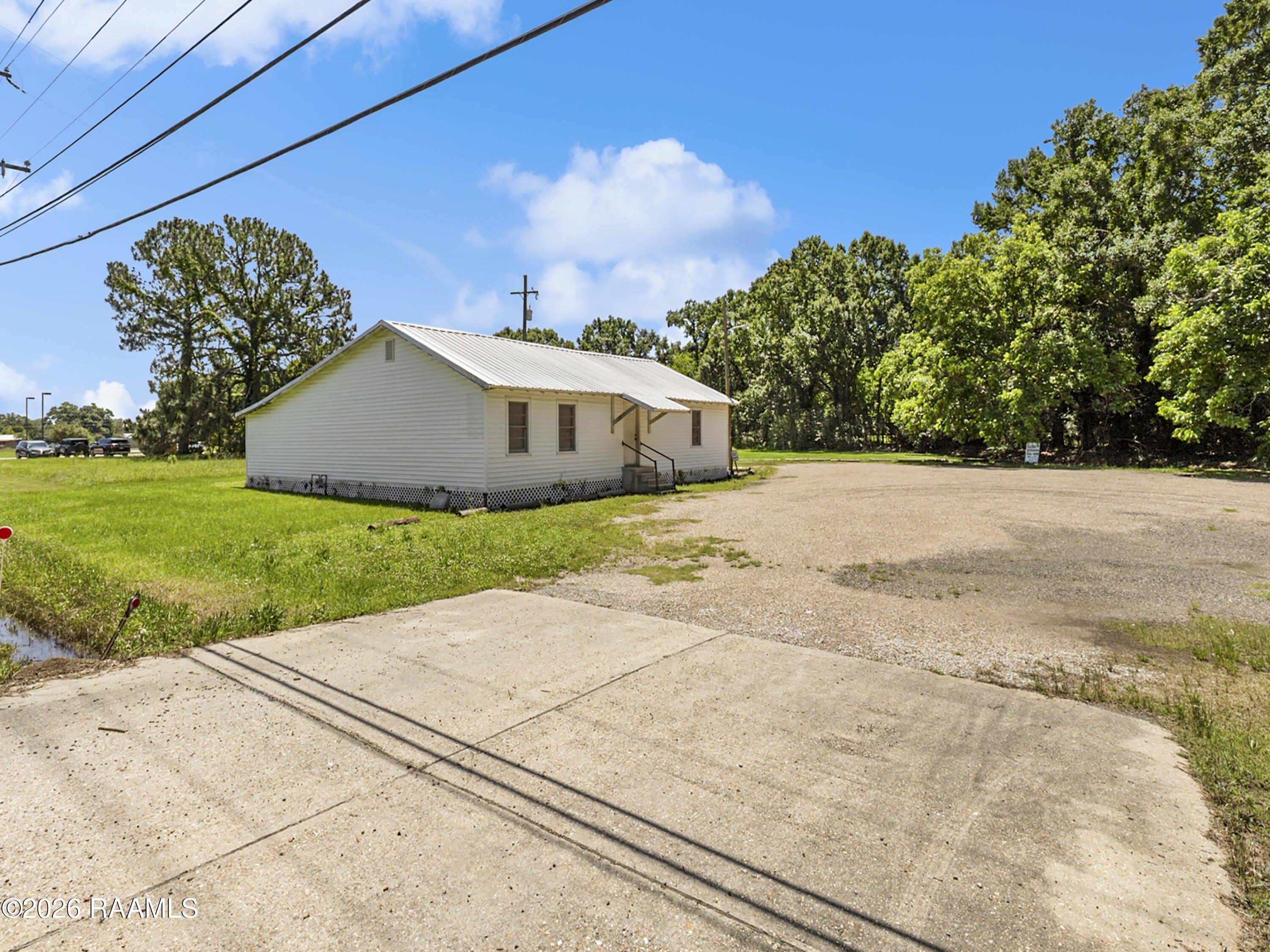 Property Image for 506 E Gloria Switch Road