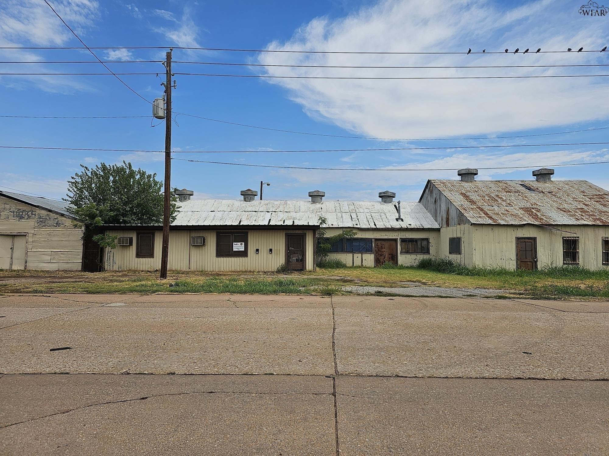 Property Image for 413 Burkburnett Road