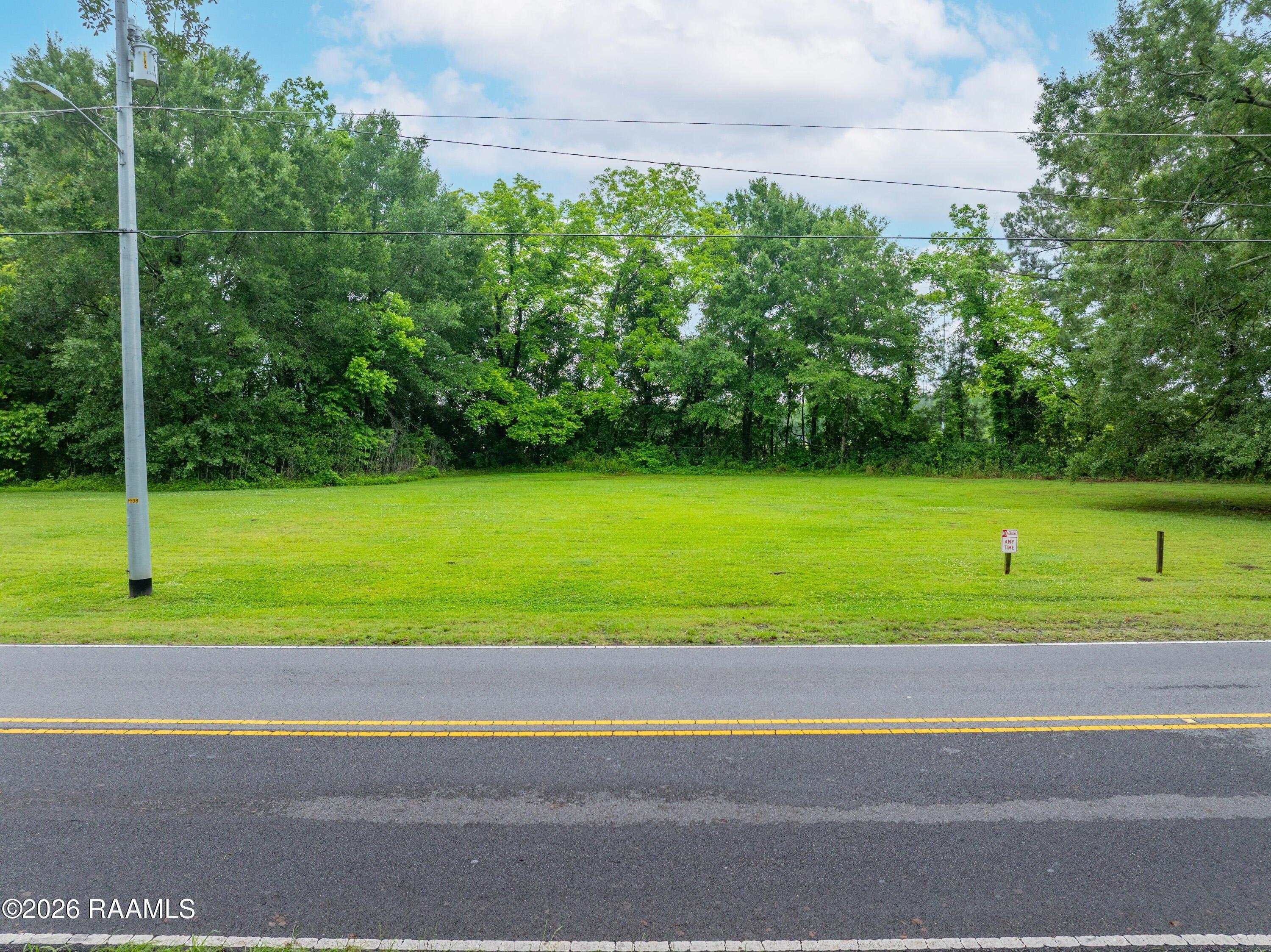 Property Image for 400 Acadian Hills Lane
