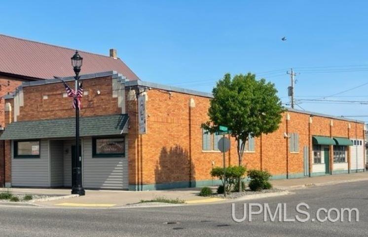 Property Image for 202 W Genesee Street