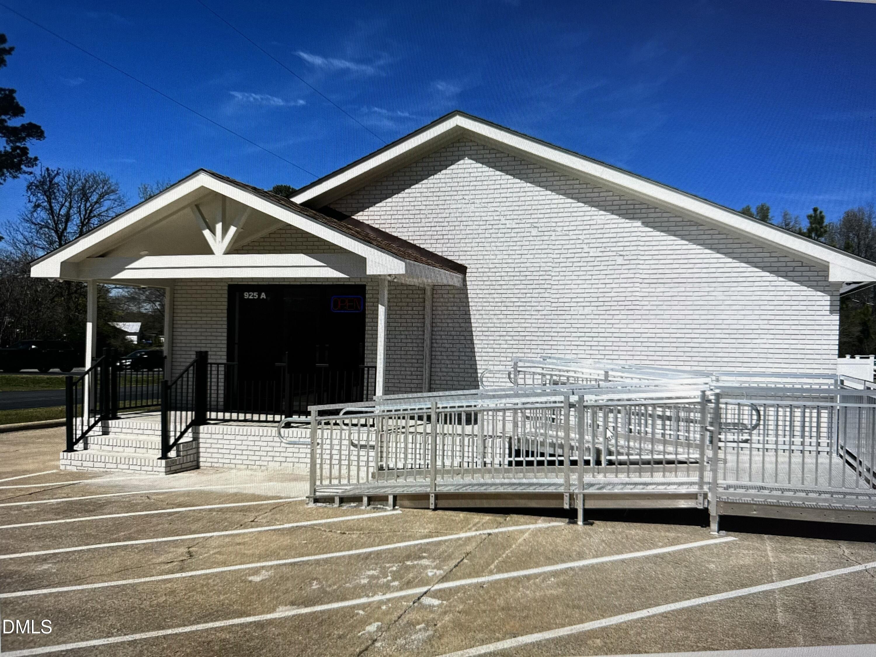 Property Image for 925 N Brightleaf Boulevard