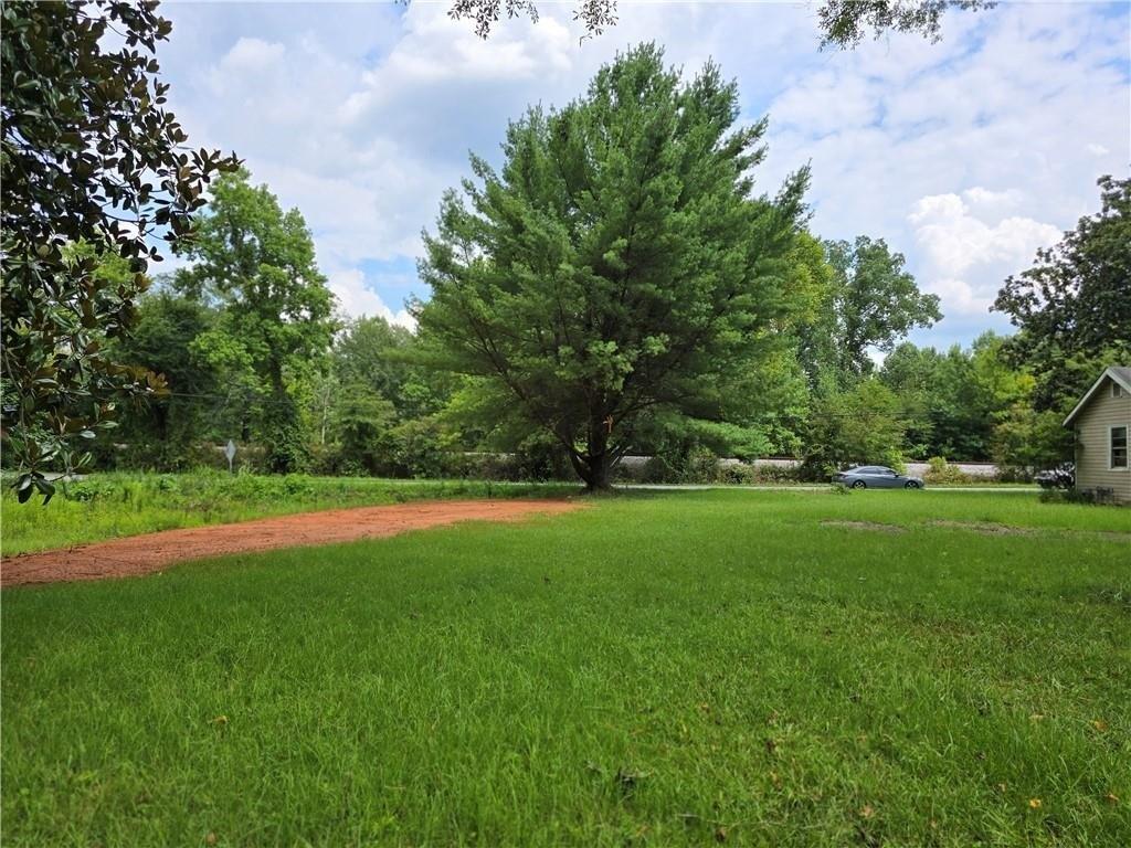 Property Image for 2715 Huff Drive N