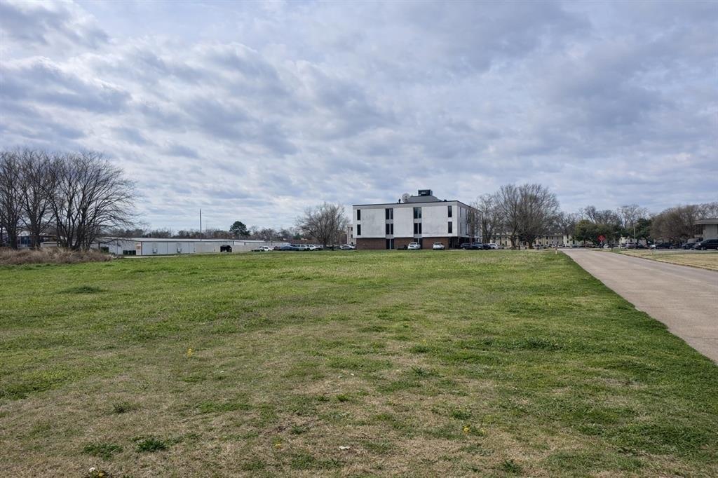 Property Image for 41384 S Pointe Parkway