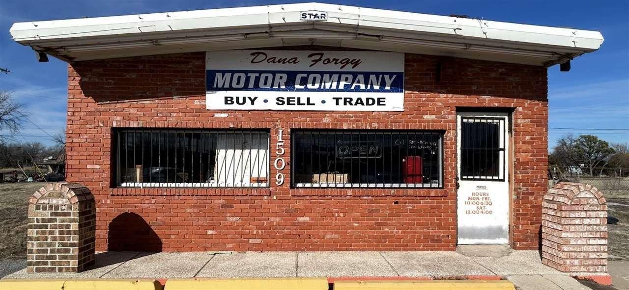 Property Image for 1509 SW Lee Blvd, Lawton, OK 73501