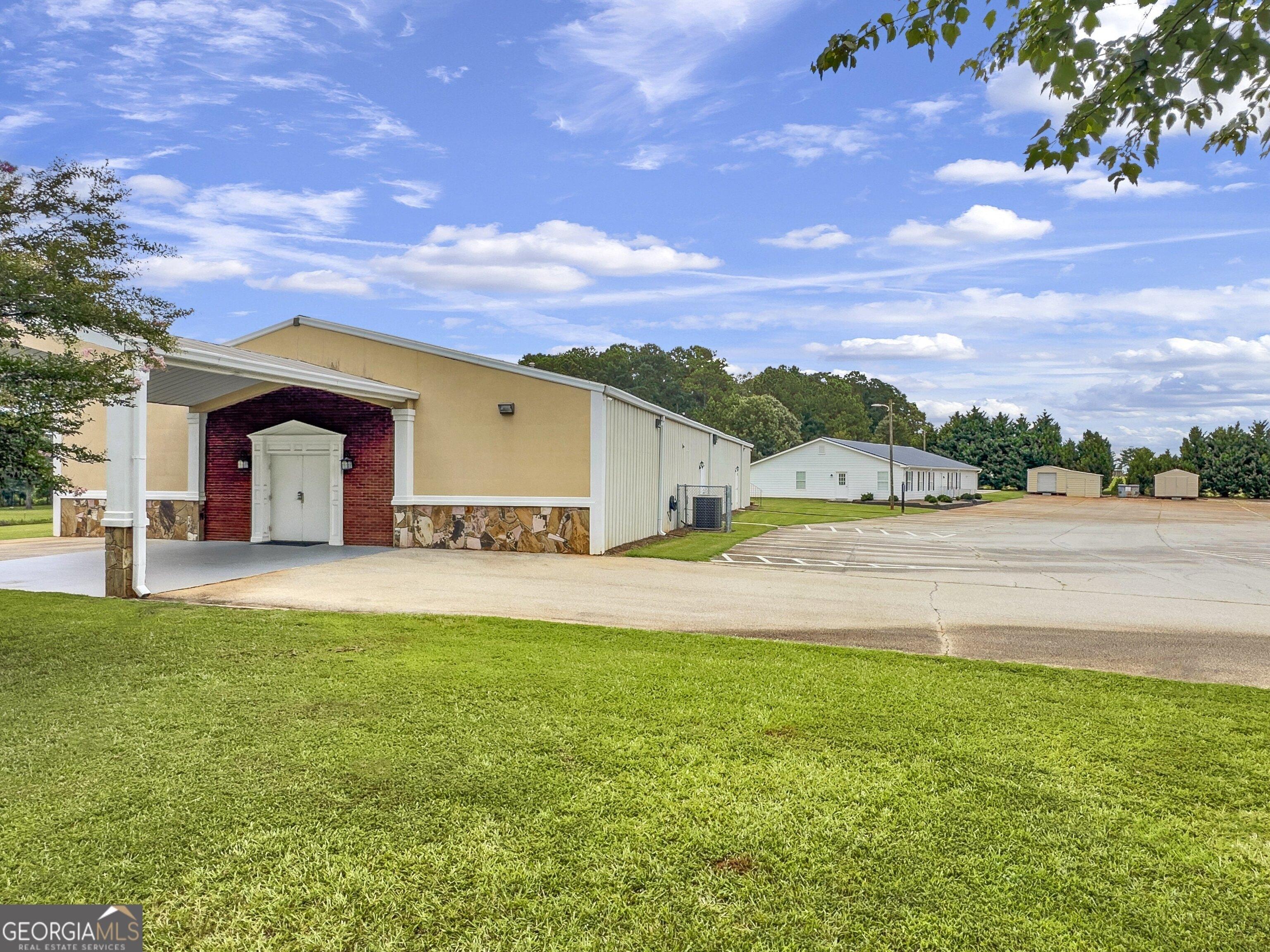 Property Image for 99 Ellis Trail