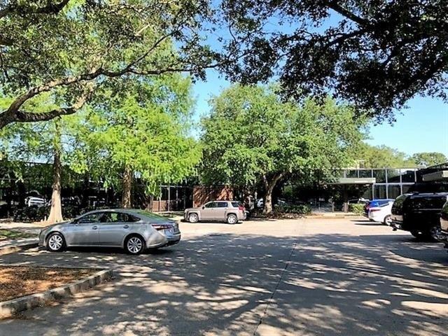 Property Image for 10555 LAKE FOREST Boulevard 5E&5H