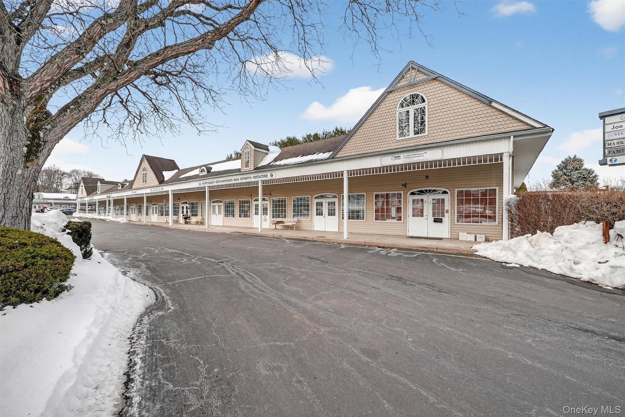 Property Image for 24-26 Liberty Square Mall