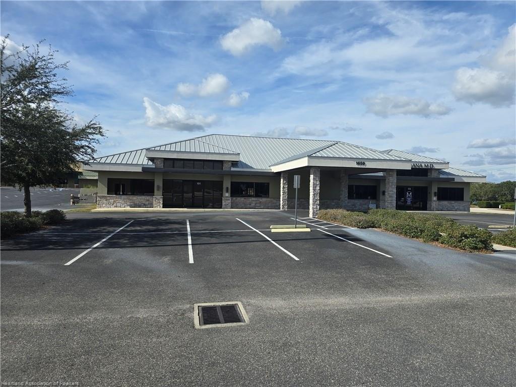 Property Image for 1659 Us Highway 27 N 101