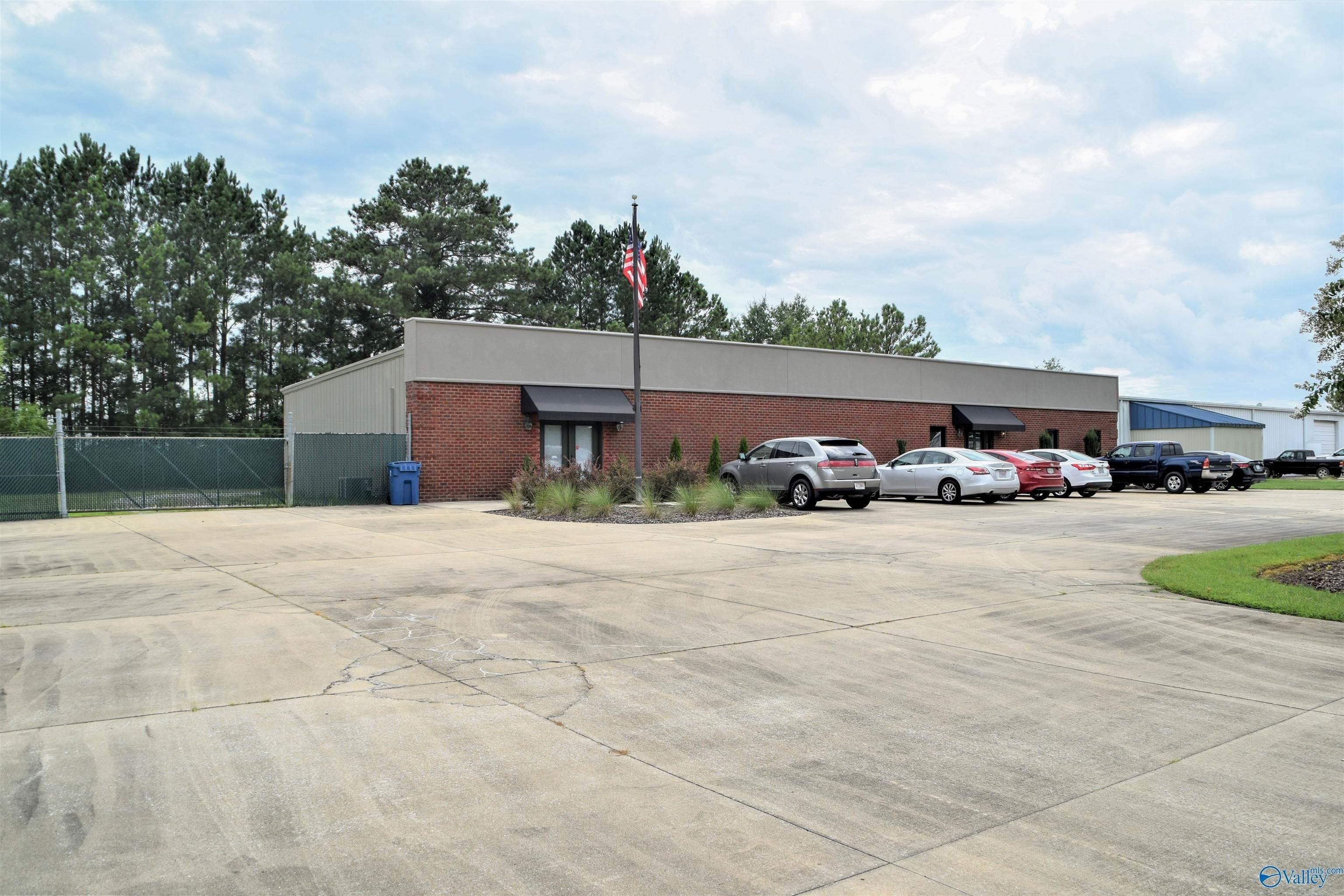 Property Image for 113 Rainbow Industrial Blvd