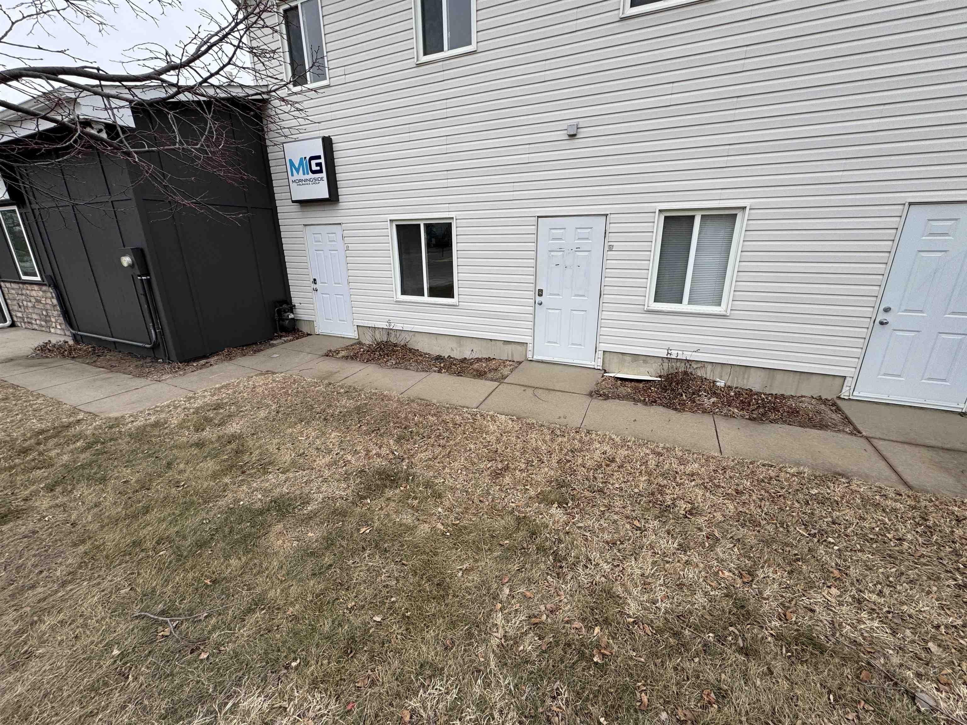 Property Image for 620 S Rustin 2