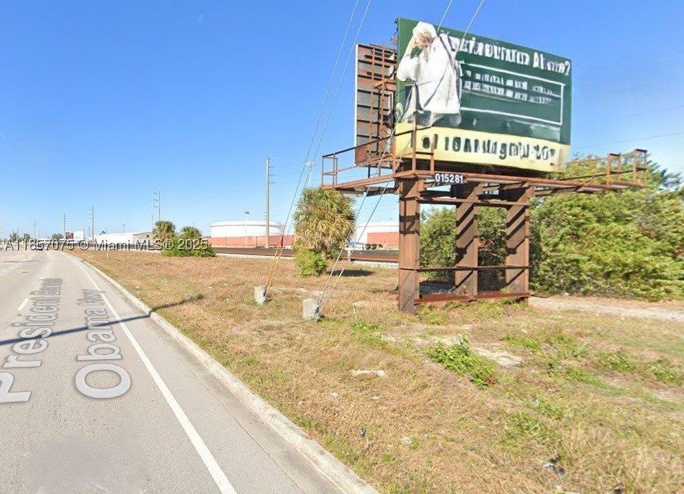 Property Image for Dixie Hwy