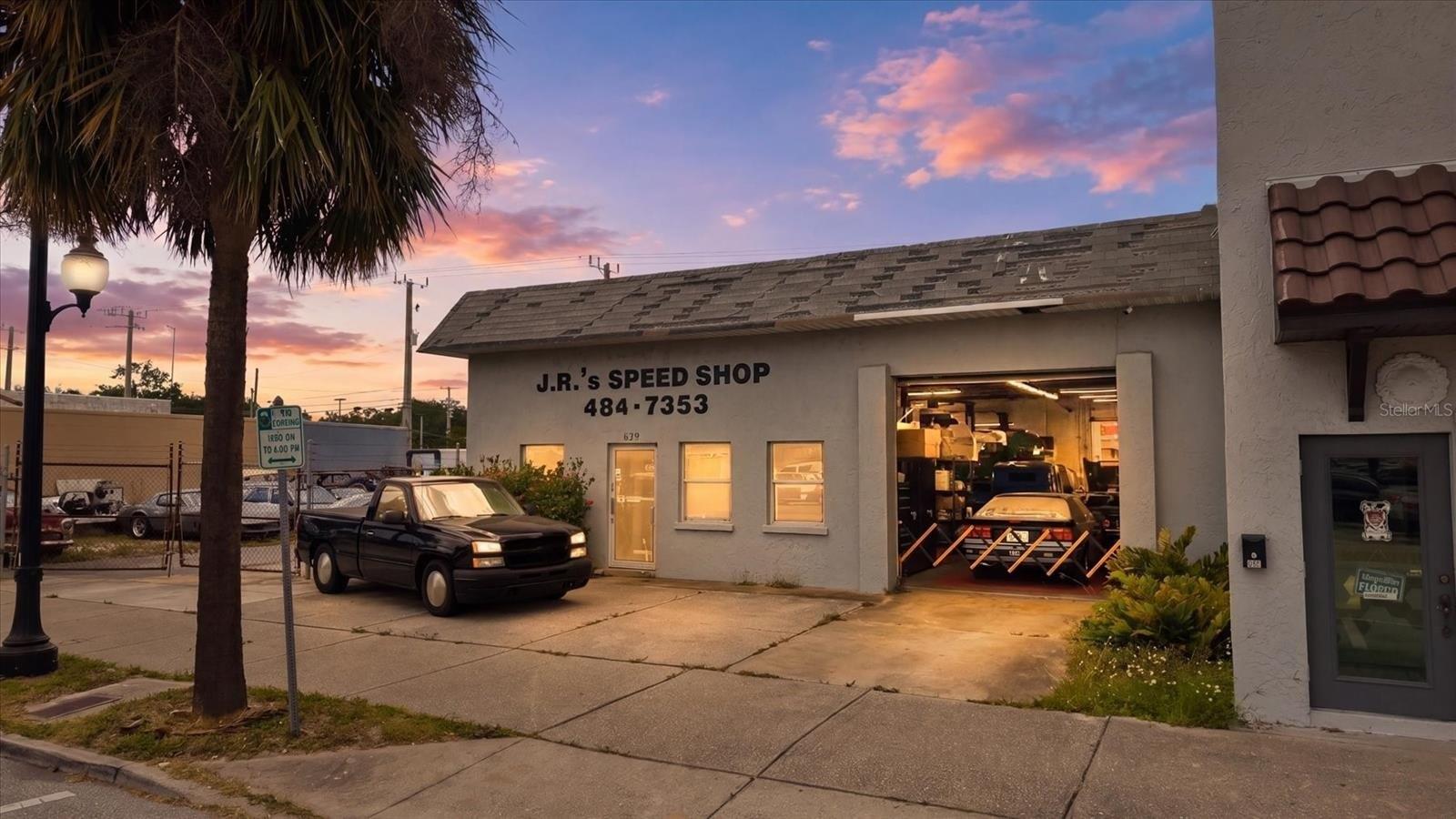 Property Image for 629 E Venice Avenue