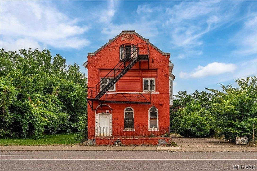 Property Image for 559 Genesee Street
