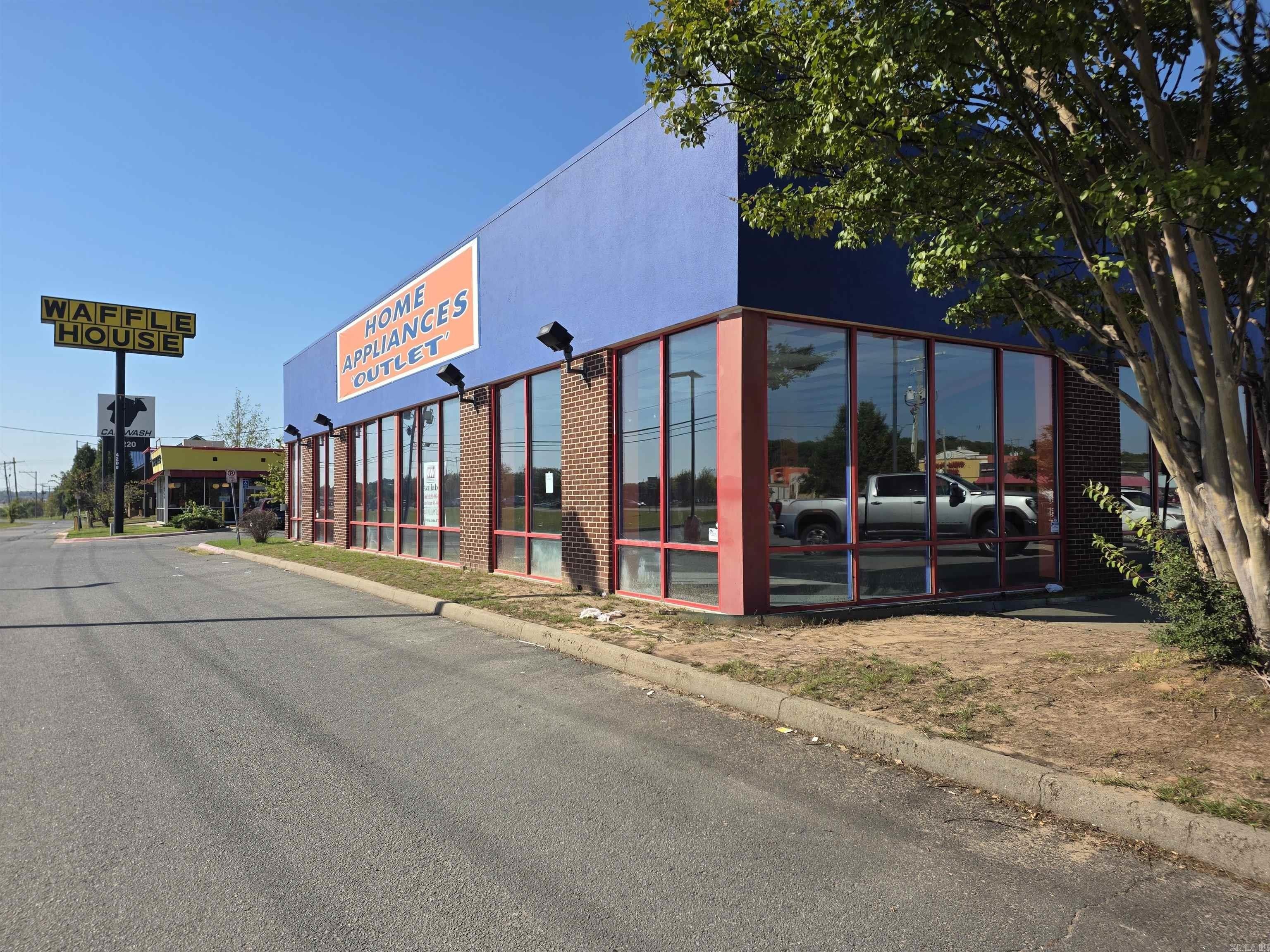 Property Image for 6101 Colonel Glenn