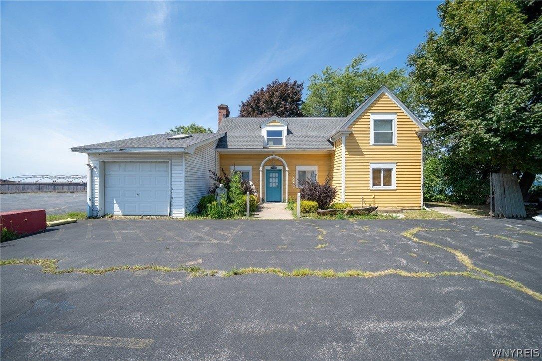 Property Image for 4904 Lake Shore Road