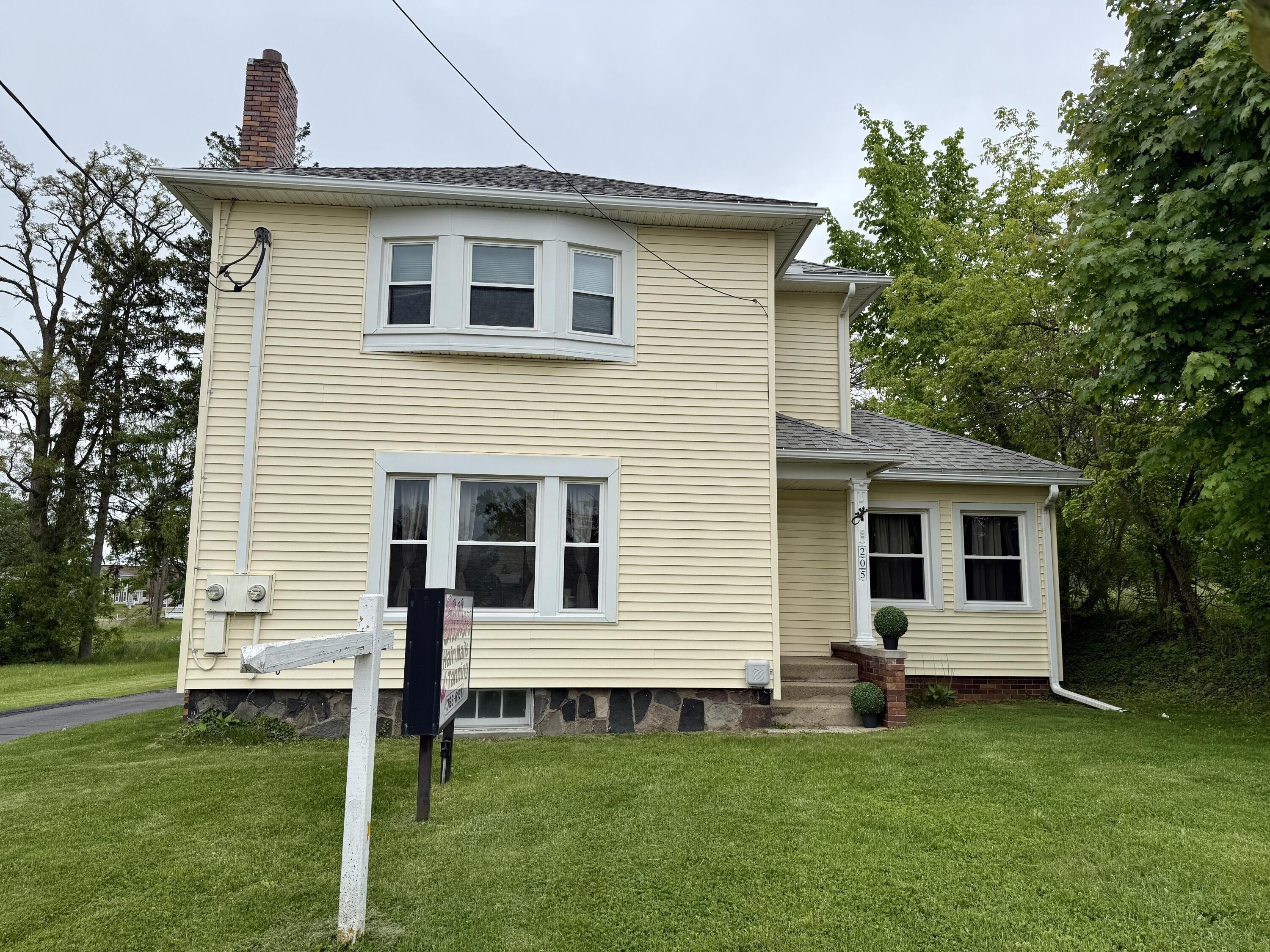 Property Image for 205 N West Avenue