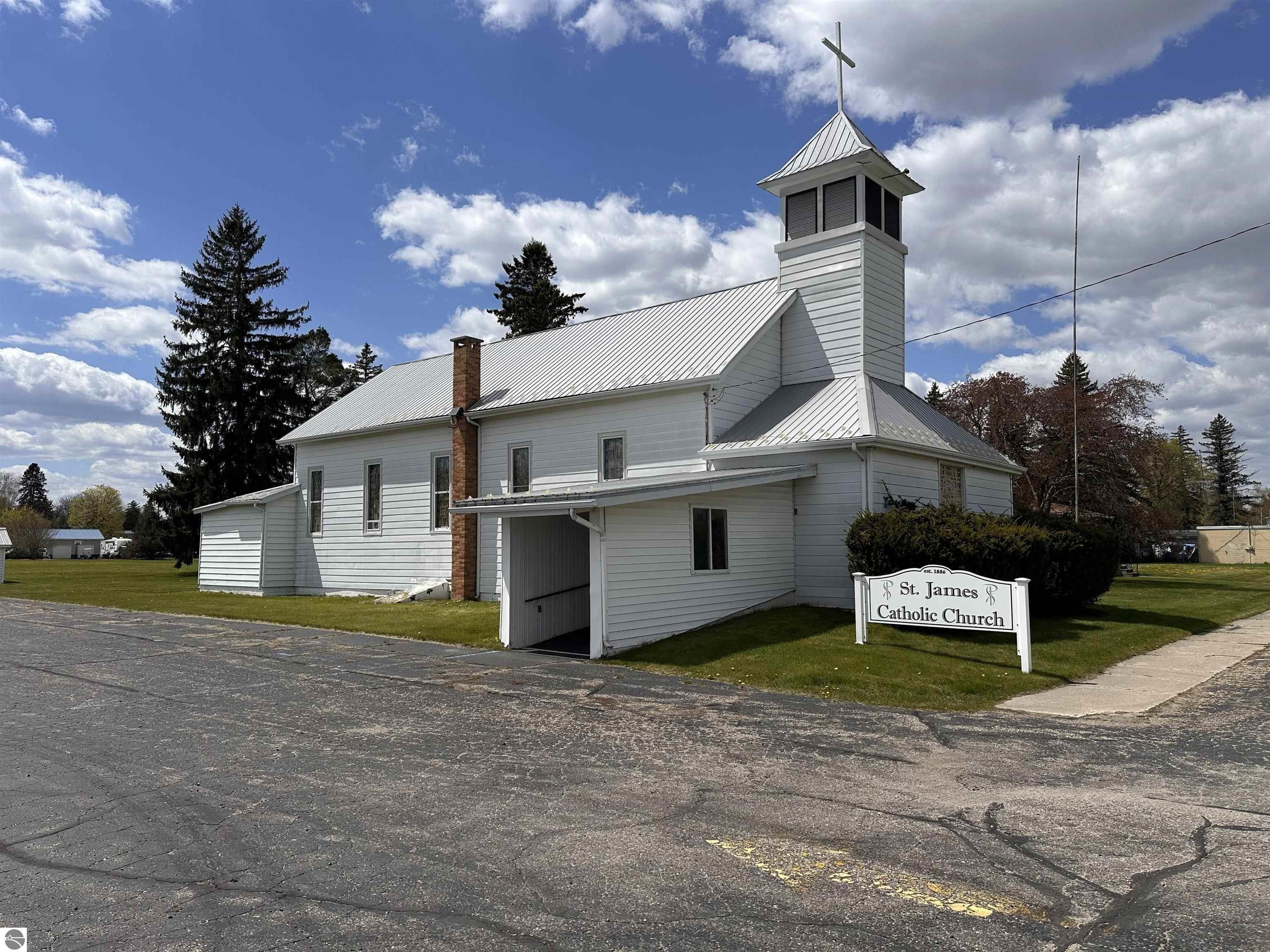 Property Image for 202 E Sherman Street