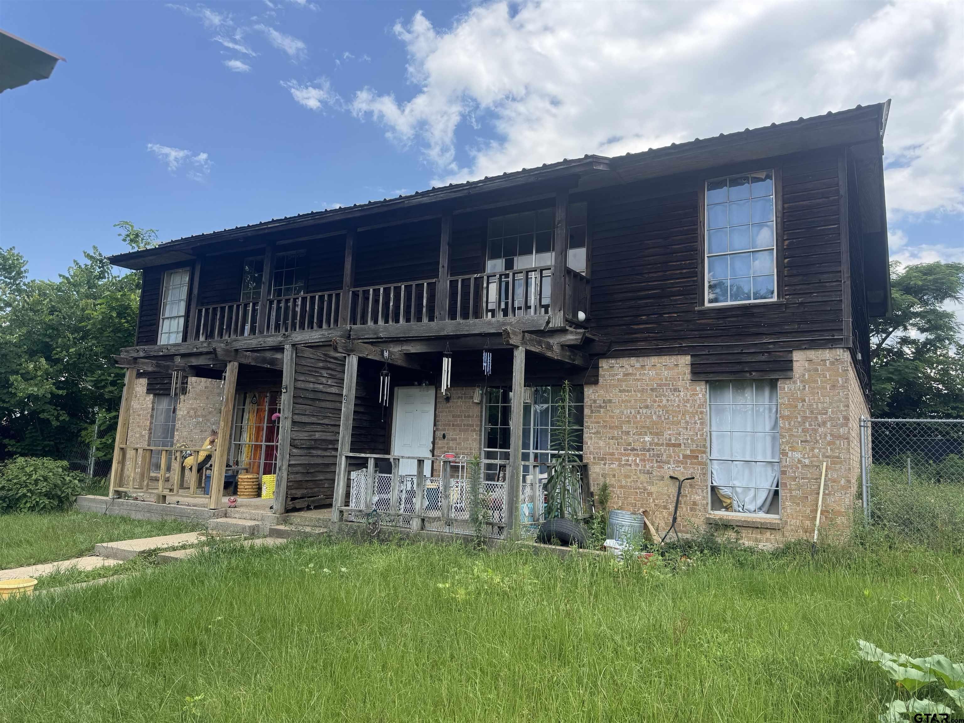 Property Image for 212 N Mimosa