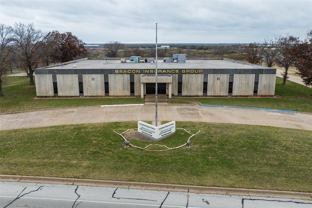 Property Image for 2915 E Central Freeway