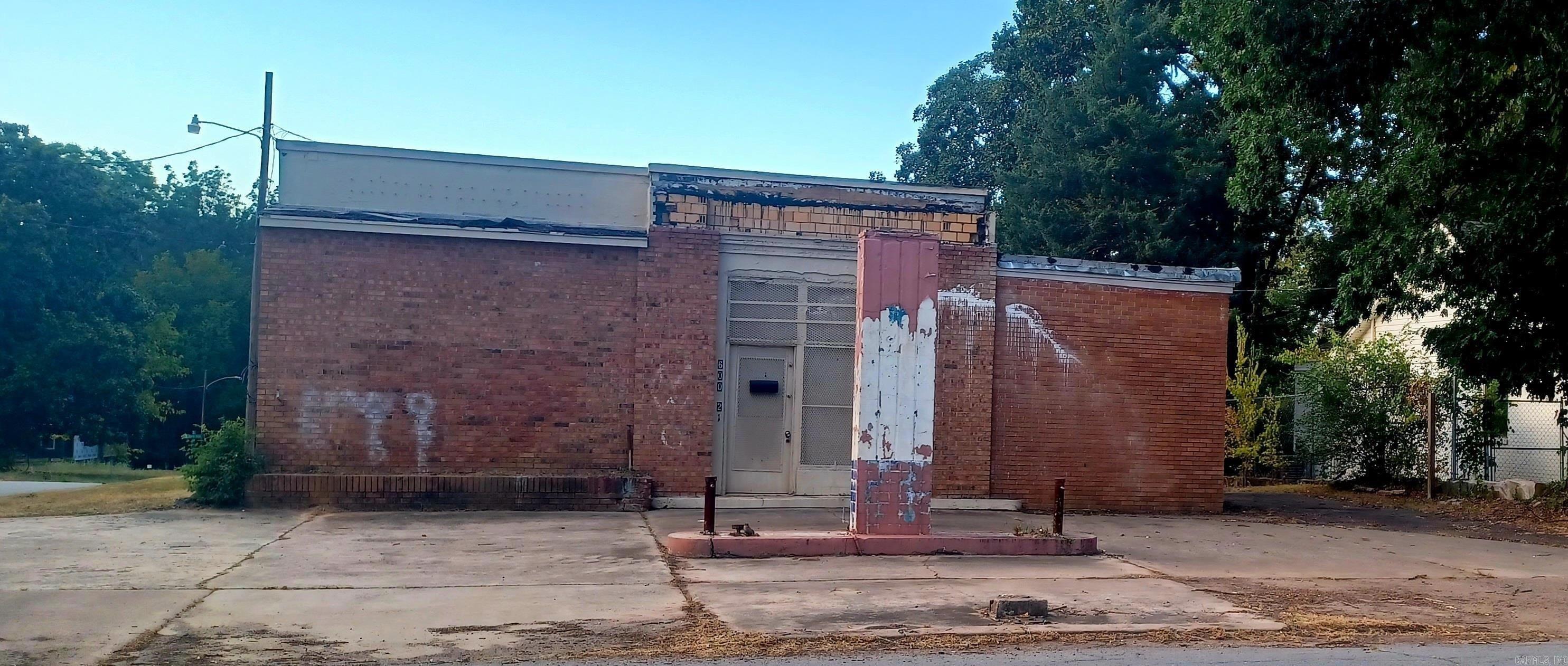 Property Image for 600 E 21ST Street