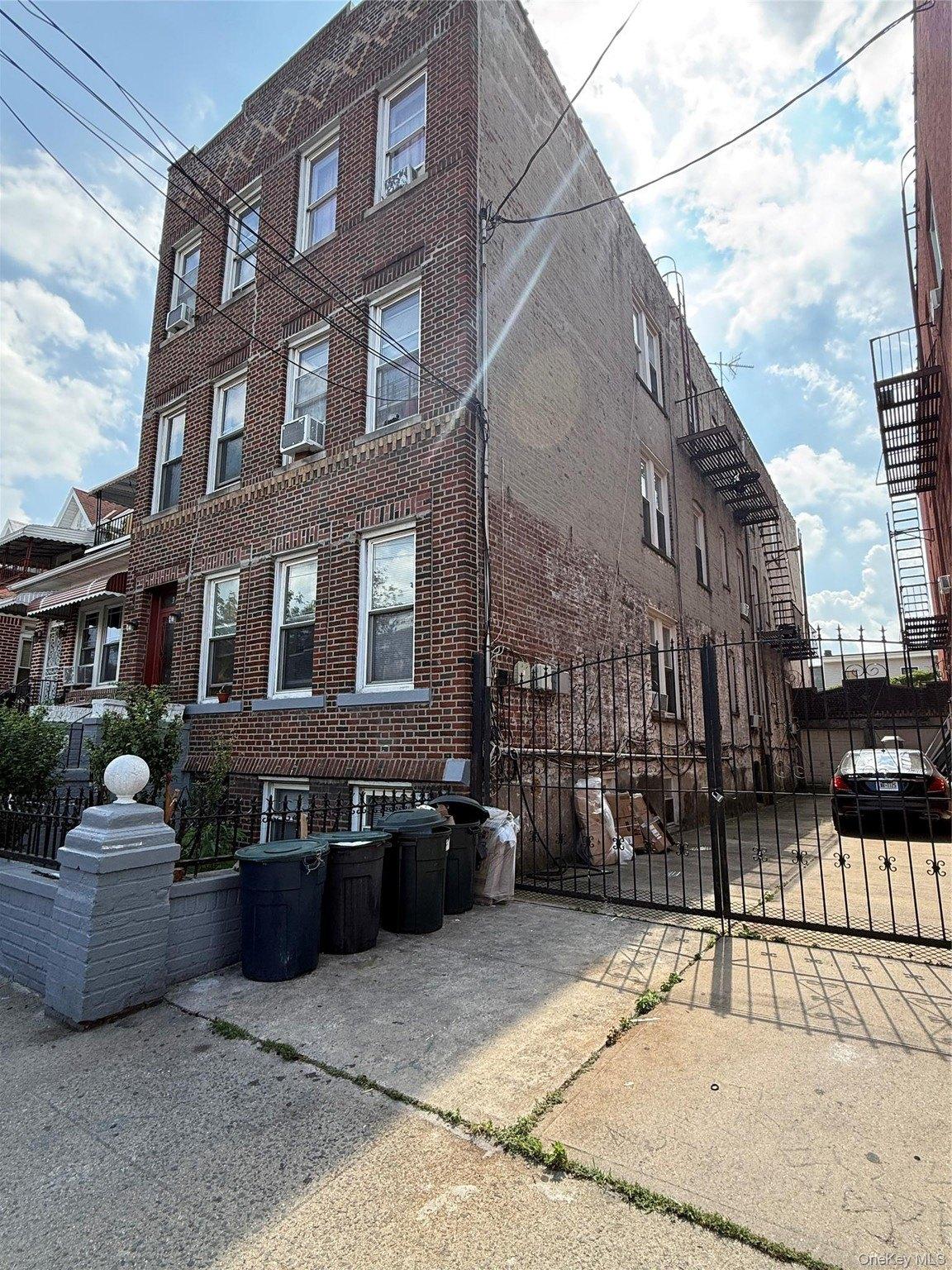Property Image for 320 E 52nd Street