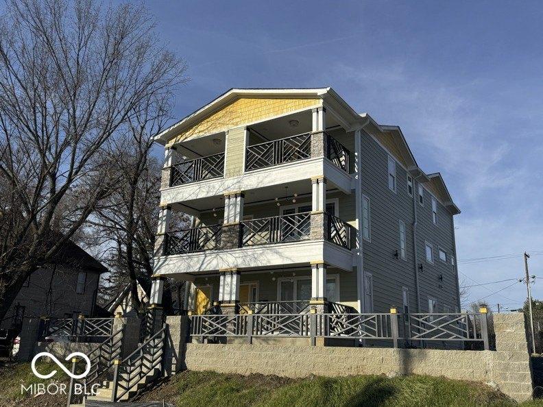 Property Image for 3712 E Washington Street