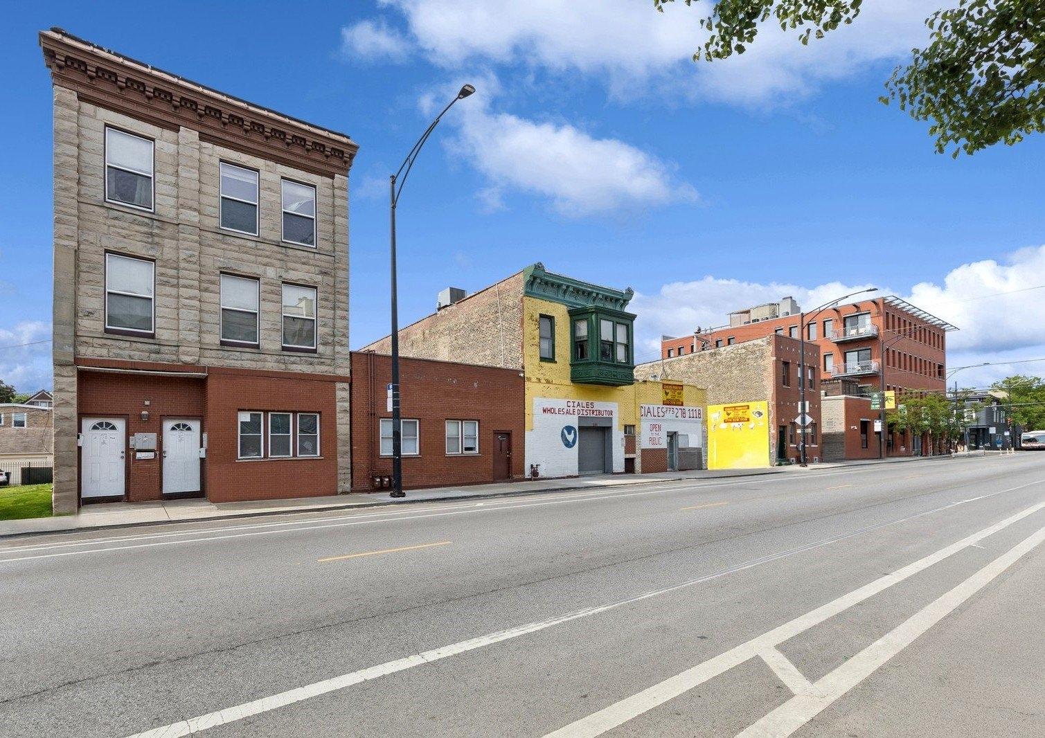 Property Image for 2135 W Armitage Avenue