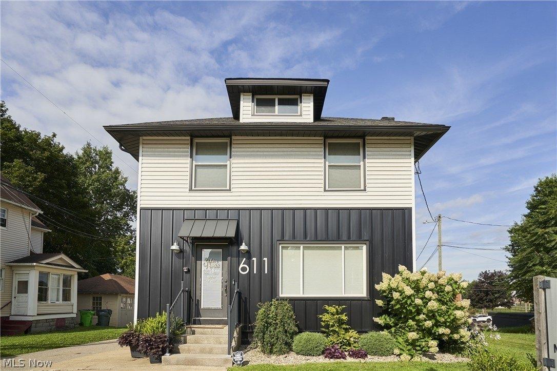 Property Image for 611 N Main Street