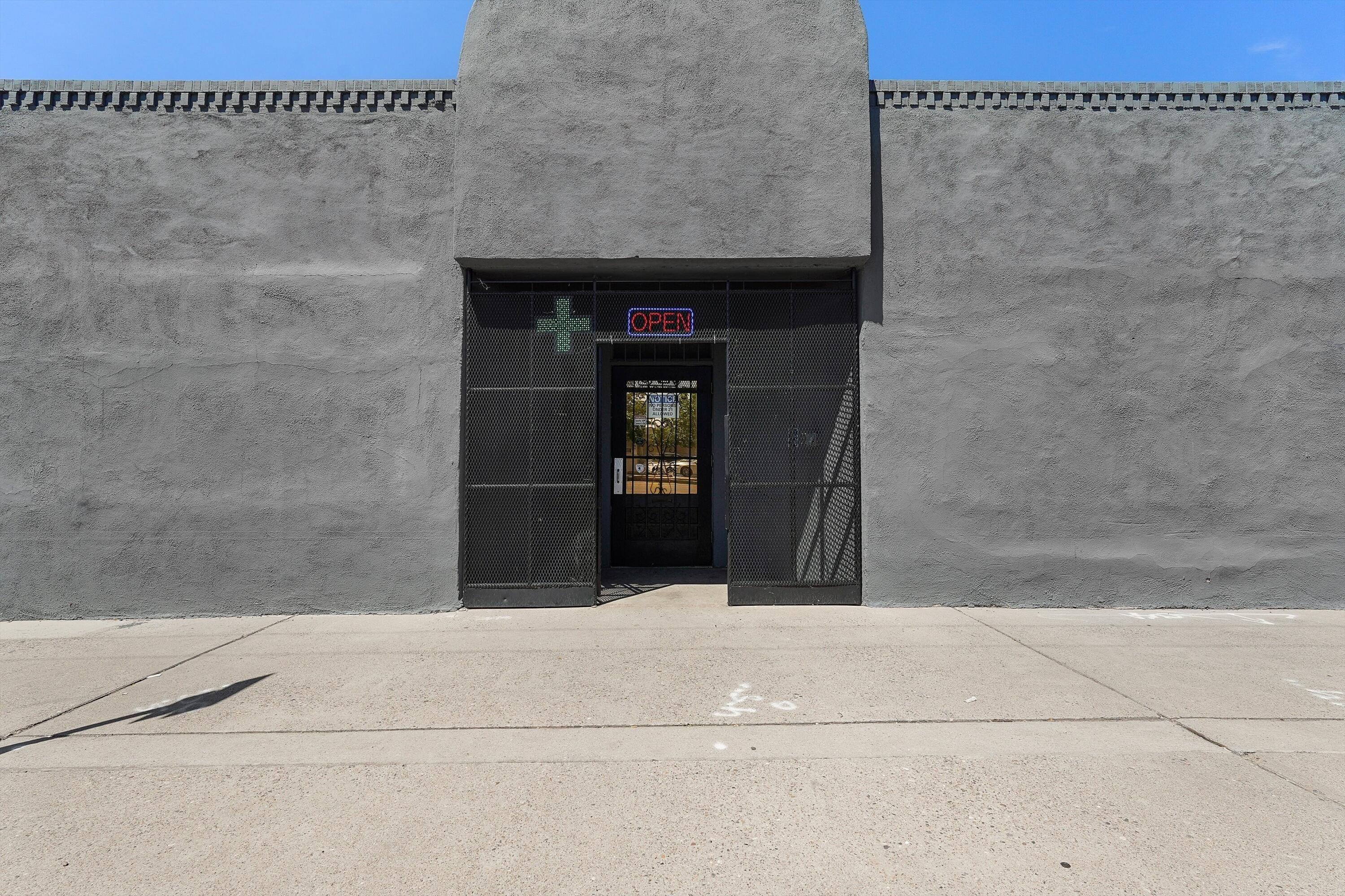 Property Image for 635 & 637 BROADWAY Boulevard SE