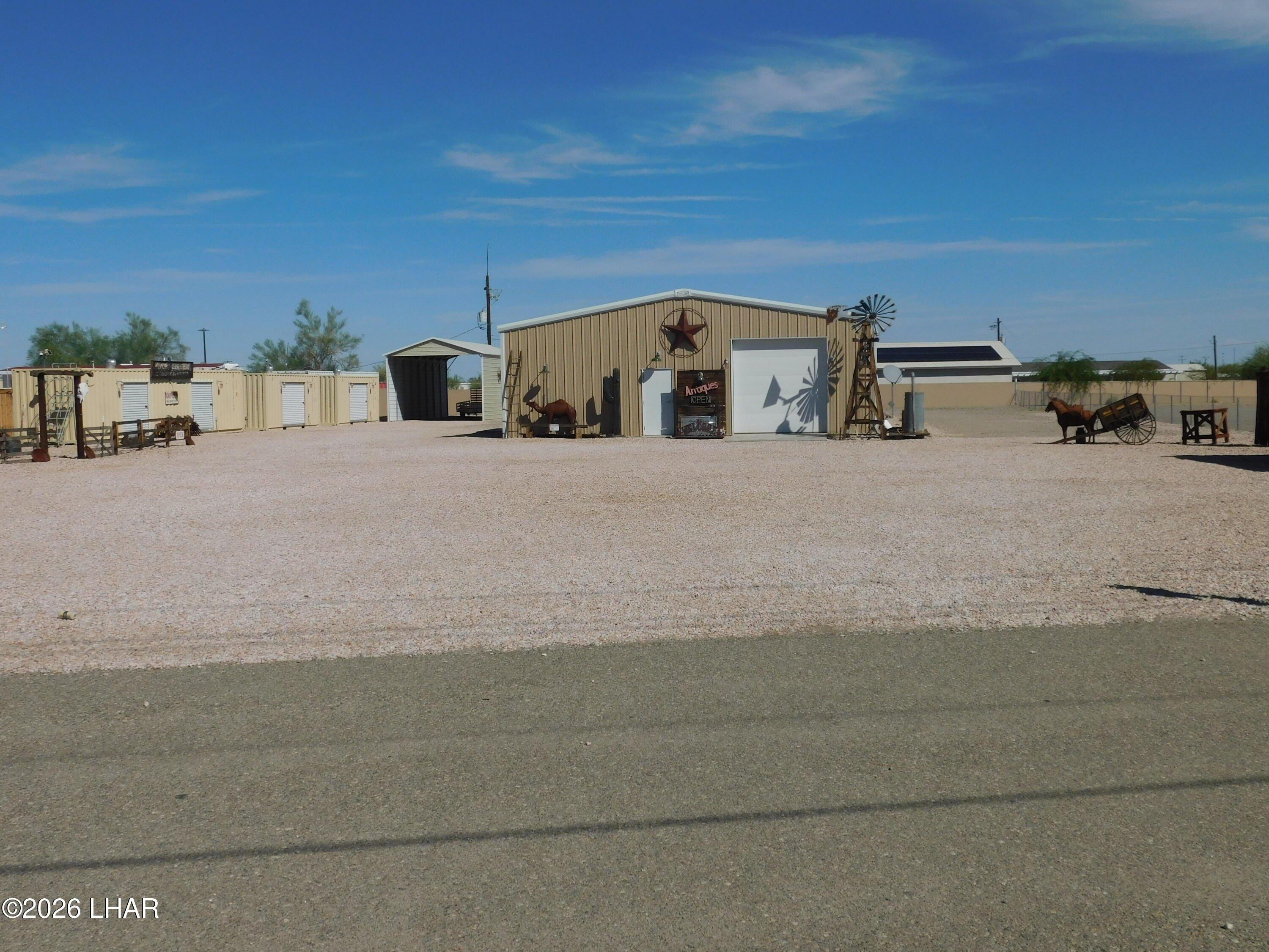 Property Image for 864 W Main St