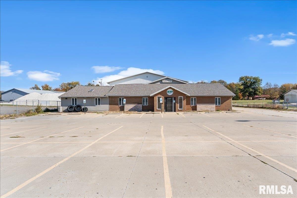 Property Image for 1200 N Bradfordton Road