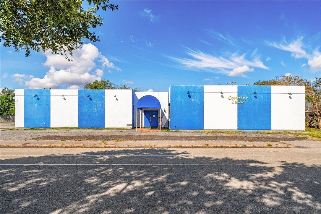 Property Image for 115 S University Boulevard