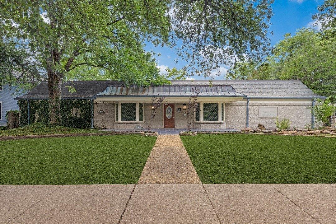 Property Image for 800 N Bishop Avenue 2