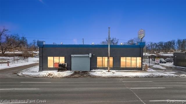 Property Image for 10311 W 8 Mile Road