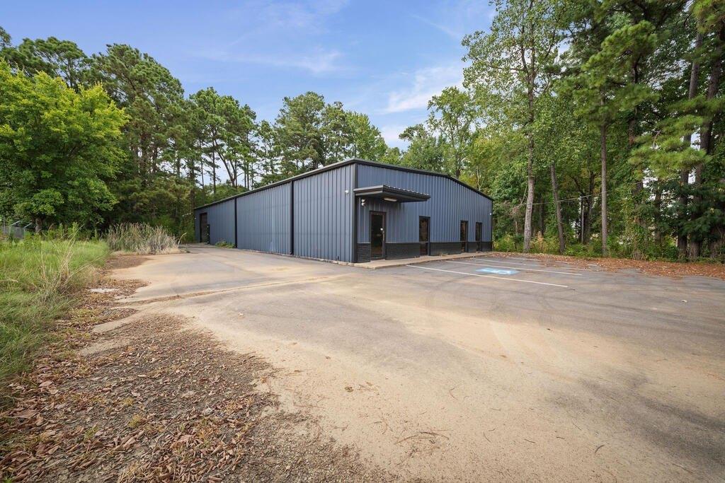 Property Image for 4000 Ellen Trout Drive
