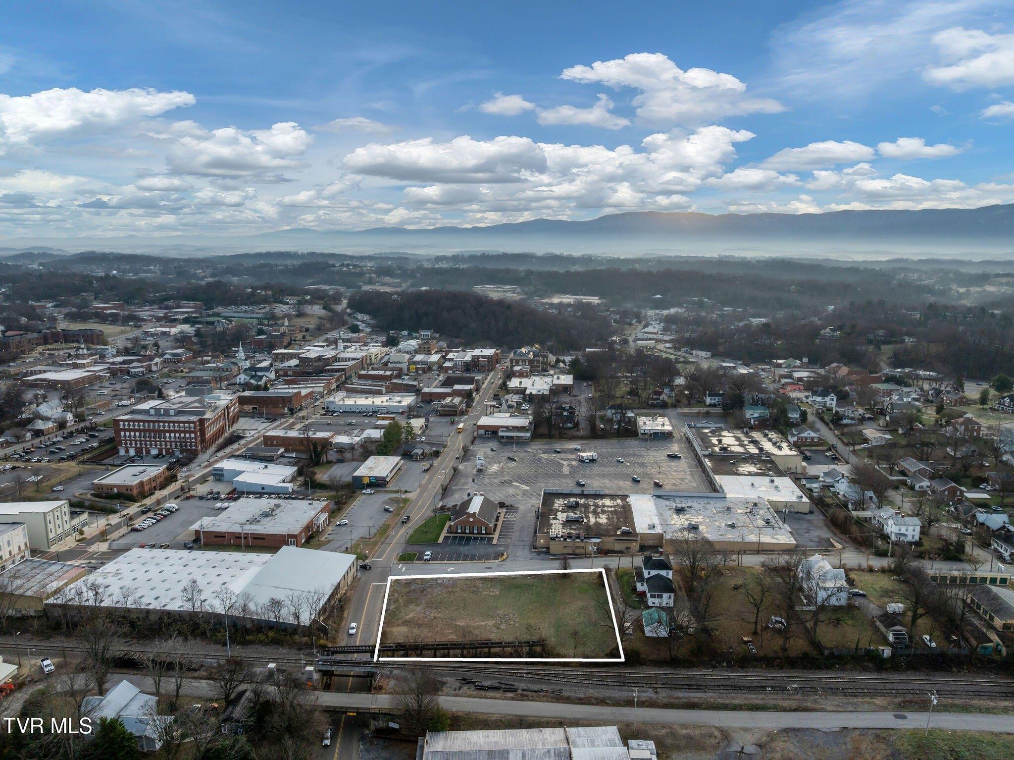 Property Image for 206 S Cutler Street