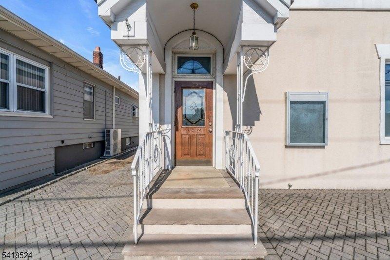 Property Image for 309 Argyle Pl