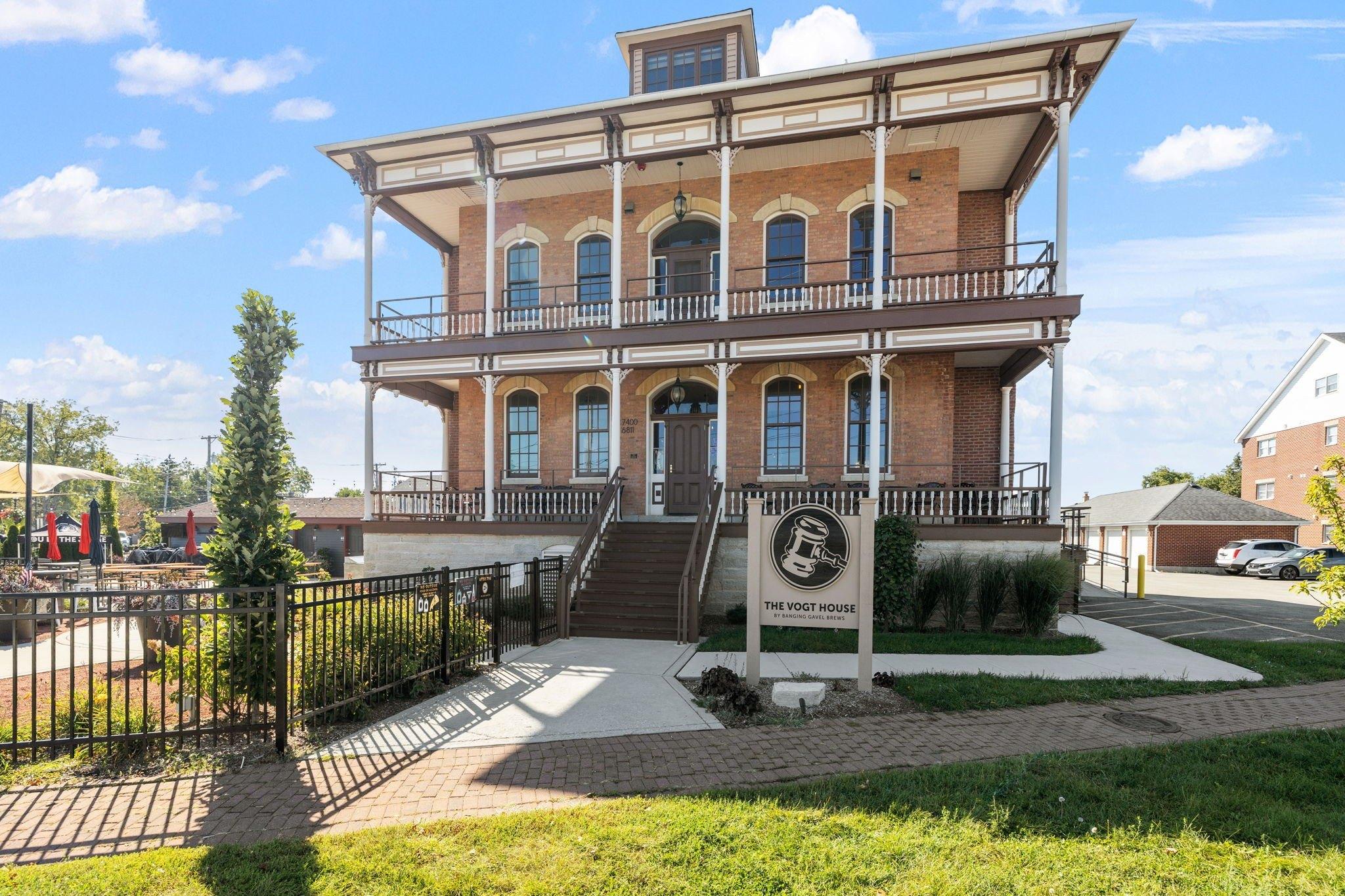 Property Image for 6811 Hickory St, Tinley Park, IL 60477