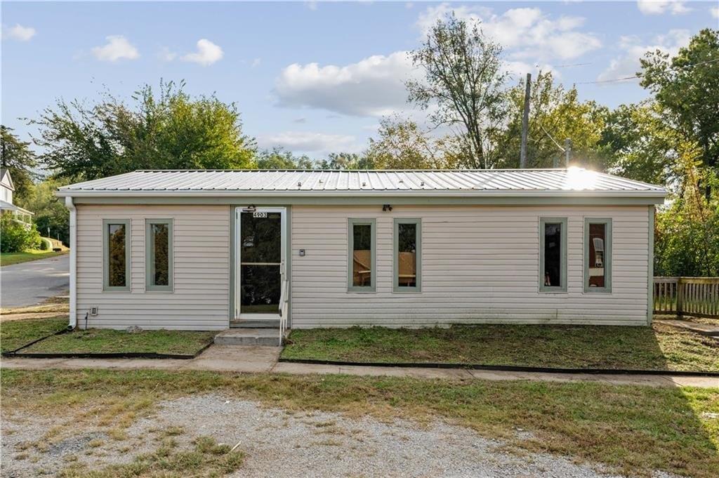 Property Image for 4903 King Hill Avenue