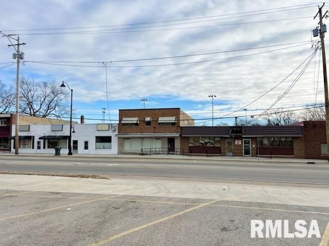 Property Image for 1732,1738,1744 N SHERIDAN Road