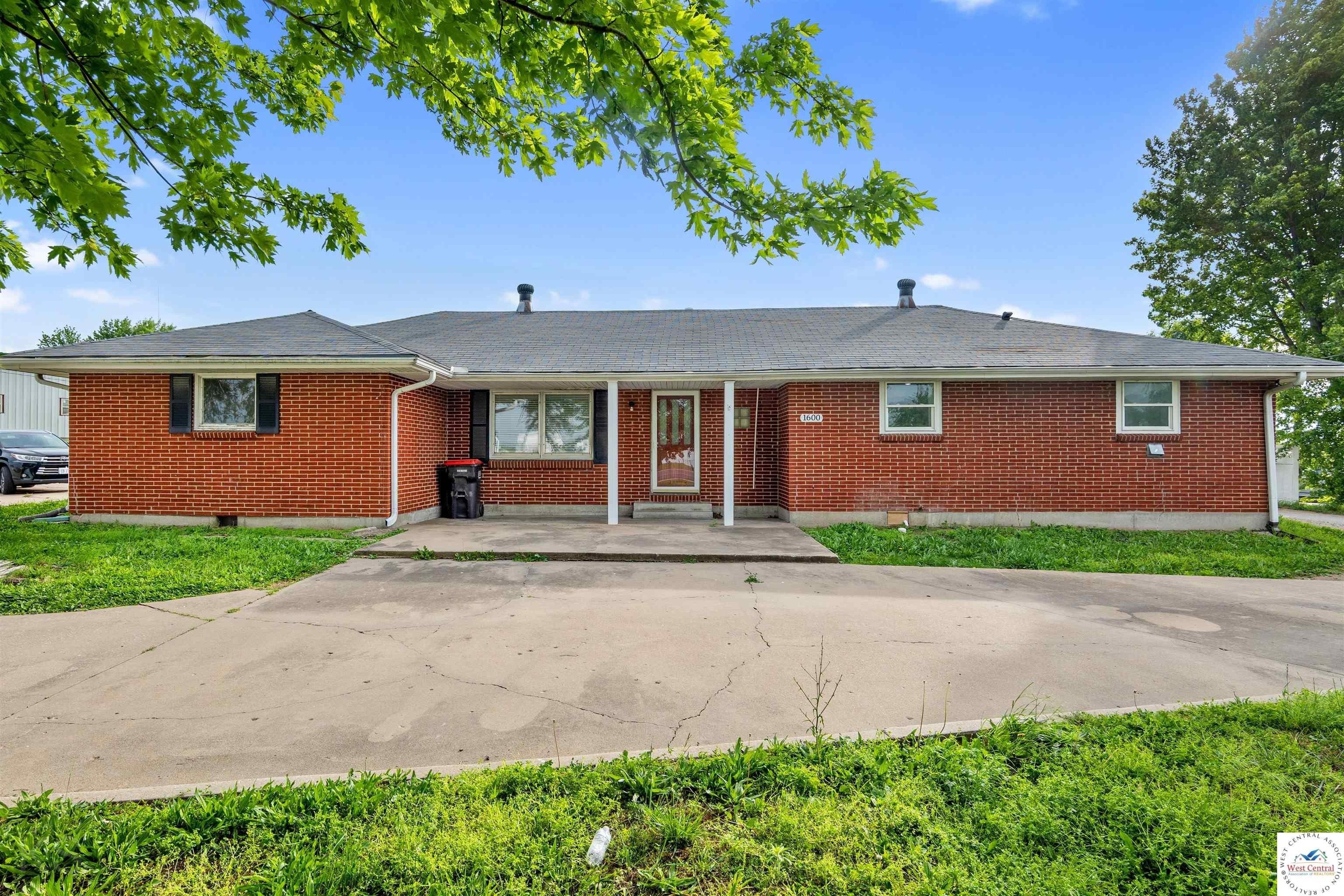 Property Image for 1600 Clarendon Road