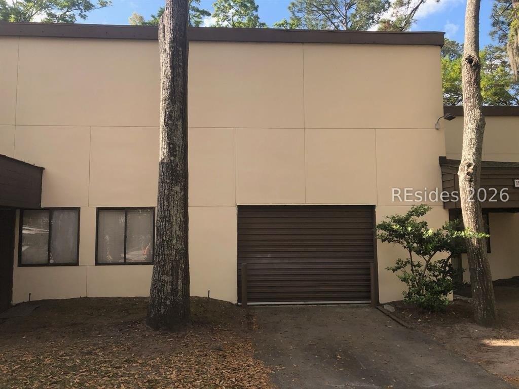 Property Image for 10 Oak Park Drive # 1