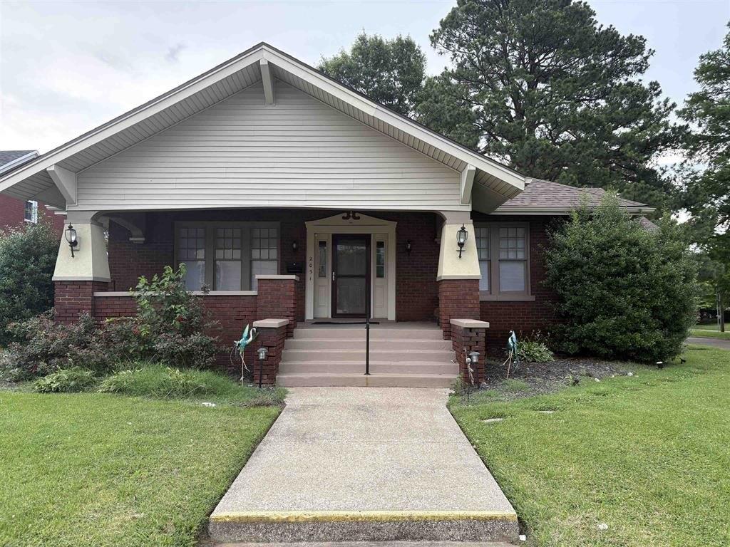 Property Image for 2031 Frederica